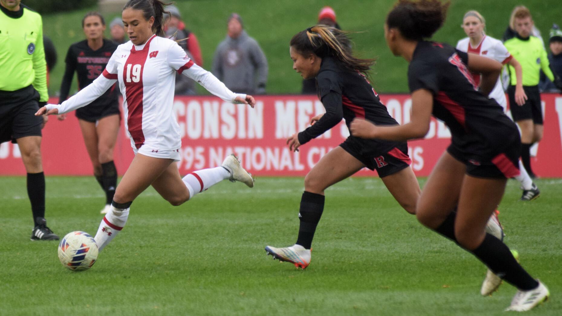 Veteran forward's career day leads Wisconsin women's soccer to NCAA Tournament win